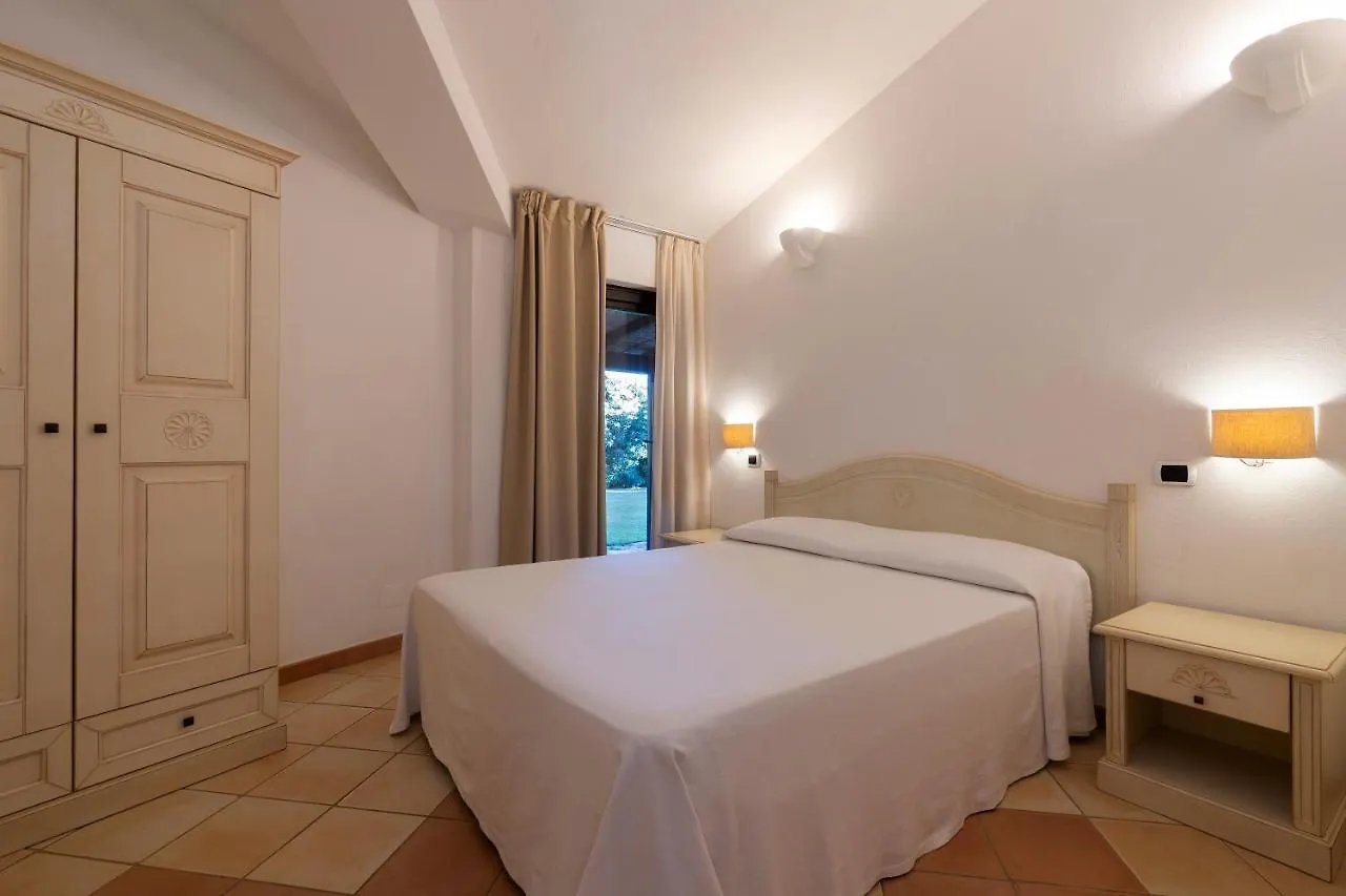 Ξενοδοχείο με διαμερίσματα Porto Giunco Residence Villasimius