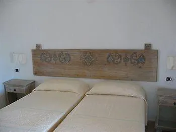 Ξενοδοχείο με διαμερίσματα Porto Giunco Residence Villasimius