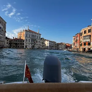 Ca Giacomo - Lovely In The Historic Center Of Apartment Venice
