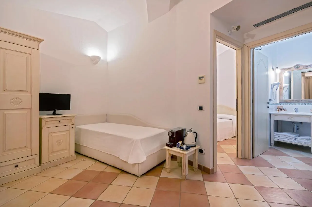 Porto Giunco Residence Villasimius