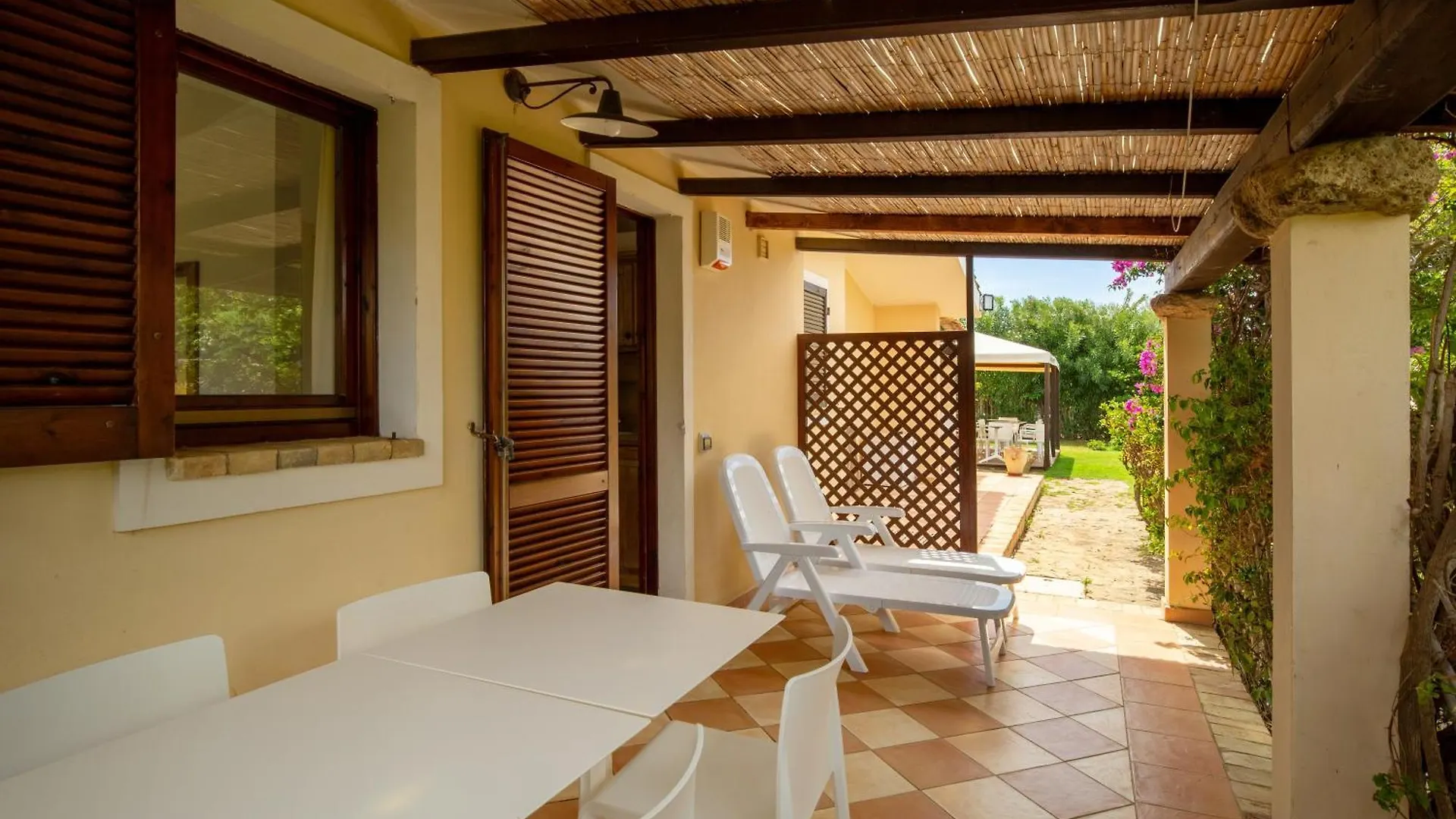 Porto Giunco Residence Villasimius 2*,